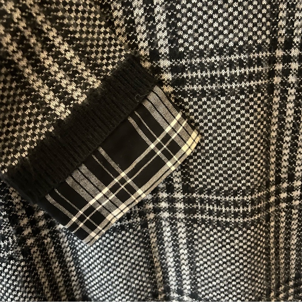 Soft Joie Black and White Long Sleeve Mixed Media Sweater Dress, Small - Picture 8 of 13